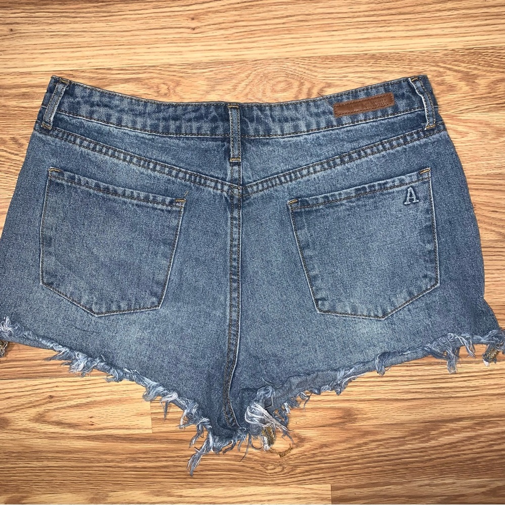 Distressed daisy dukes